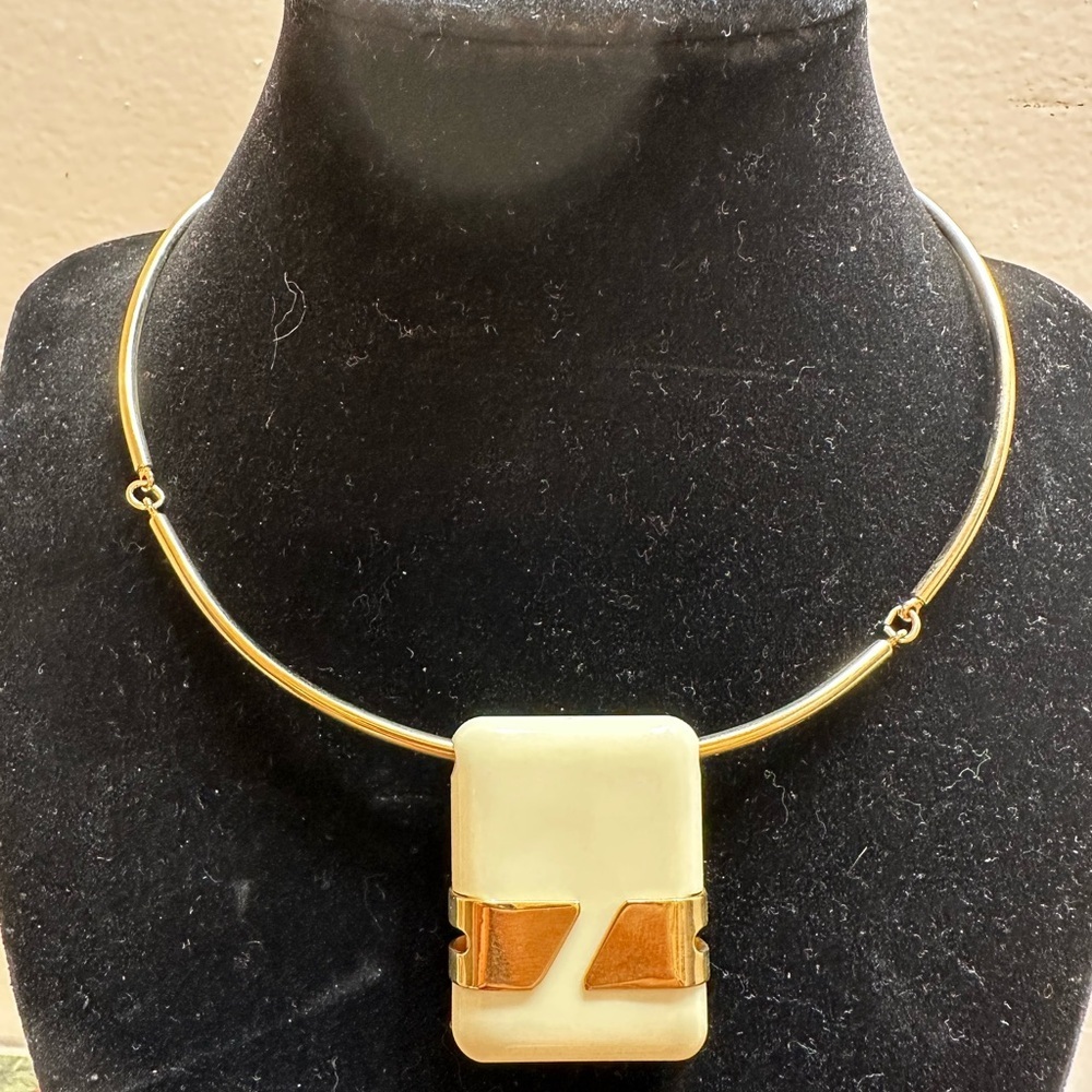 Vintage Avon Gold and Cream Necklace Modern Elegance